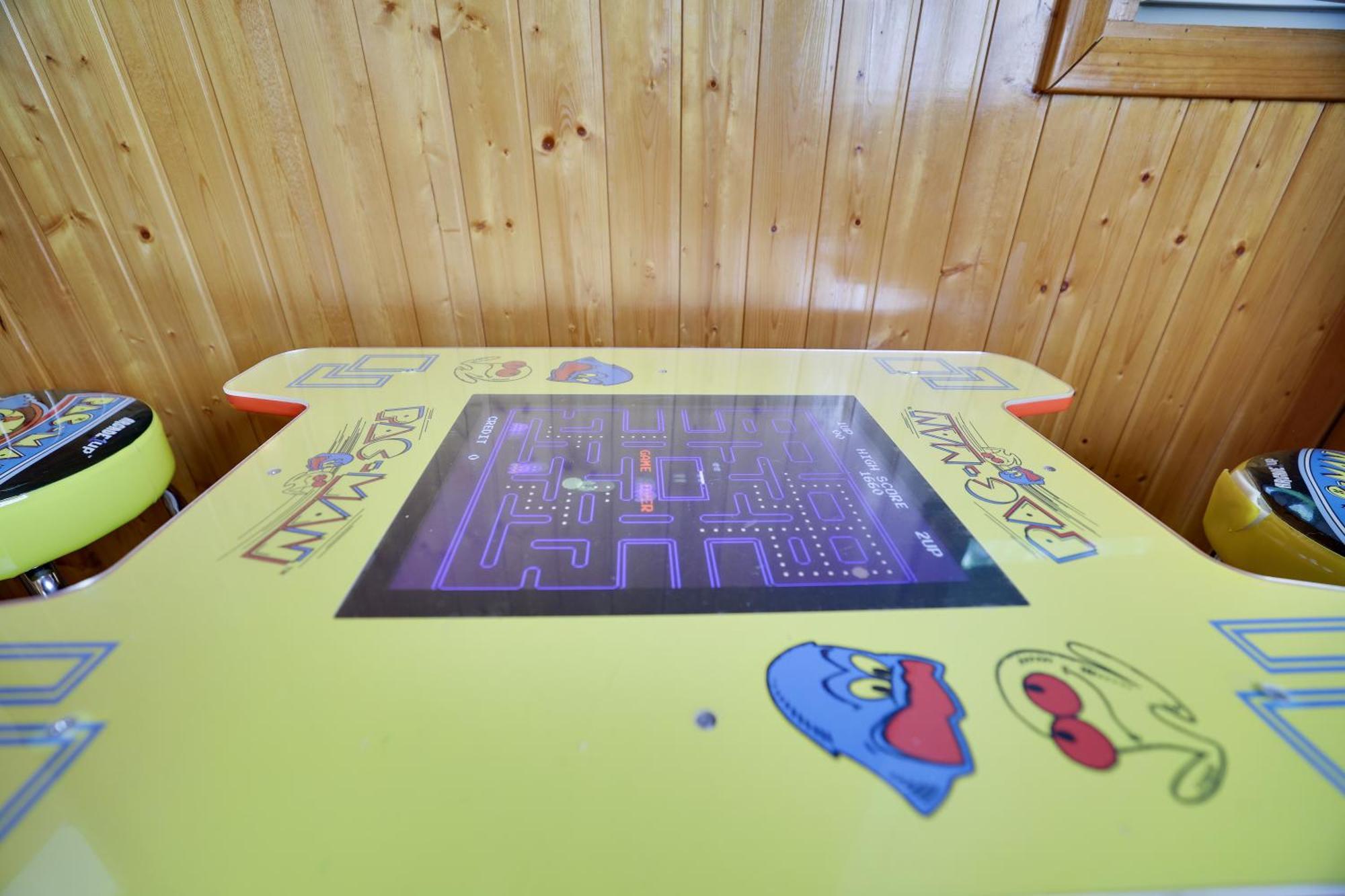Chalet Renovated Near Casino, Camelback , Kalahari 4Bdrms Firepit Hot Tub Game Room Tobyhanna Εξωτερικό φωτογραφία