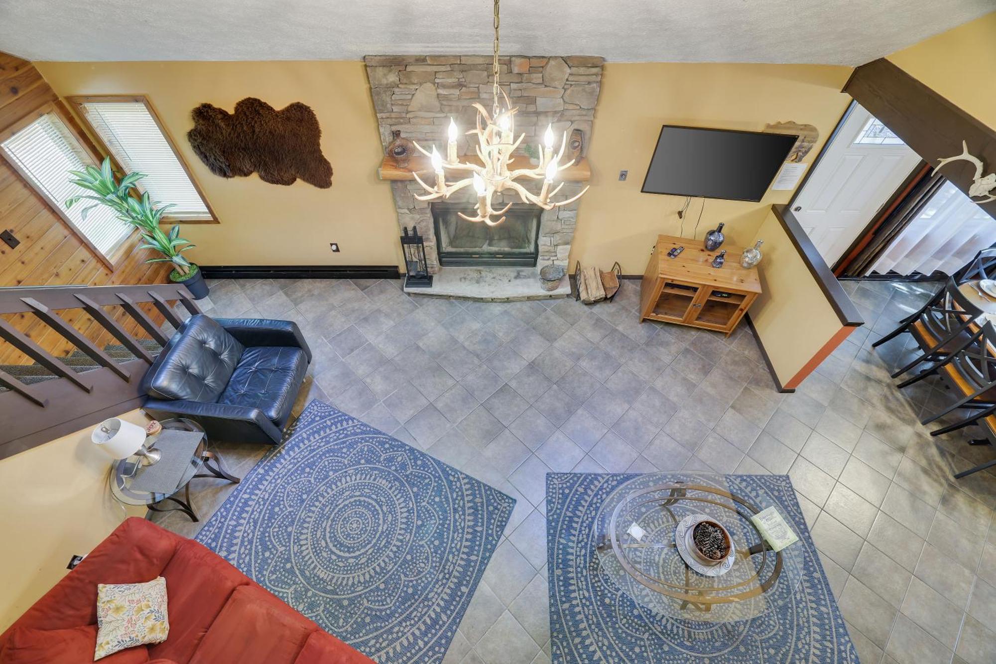 Chalet Renovated Near Casino, Camelback , Kalahari 4Bdrms Firepit Hot Tub Game Room Tobyhanna Εξωτερικό φωτογραφία